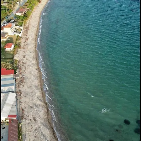Sun, Sea And We * نيا سكيوني